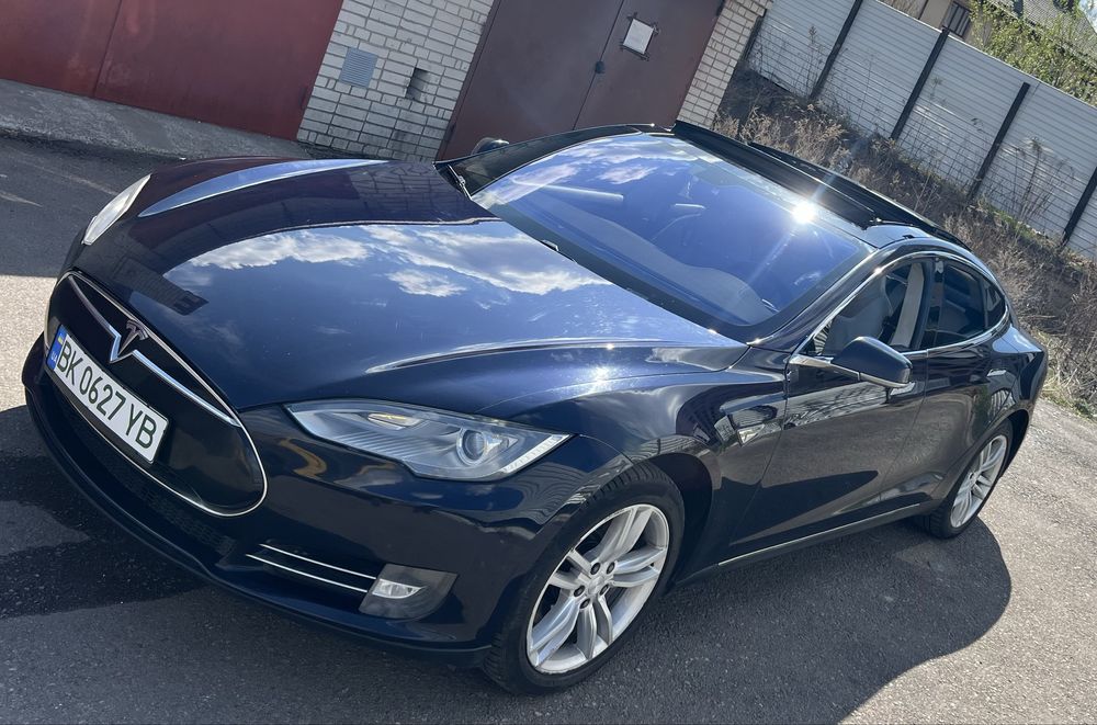 Tesla S P85 п85 перфоманс