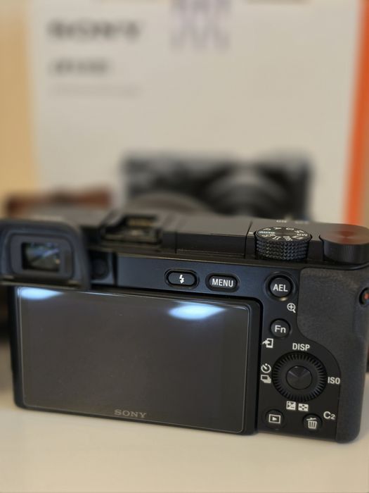 Sony a6100 + Kit Lens + 1.8/50mm c/ Extensão Garantia e Seguro