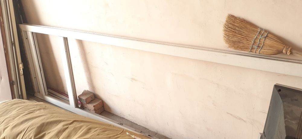 Офісні пластикові двері