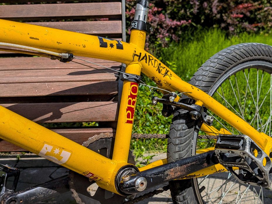BMX Mongoose + Pegi