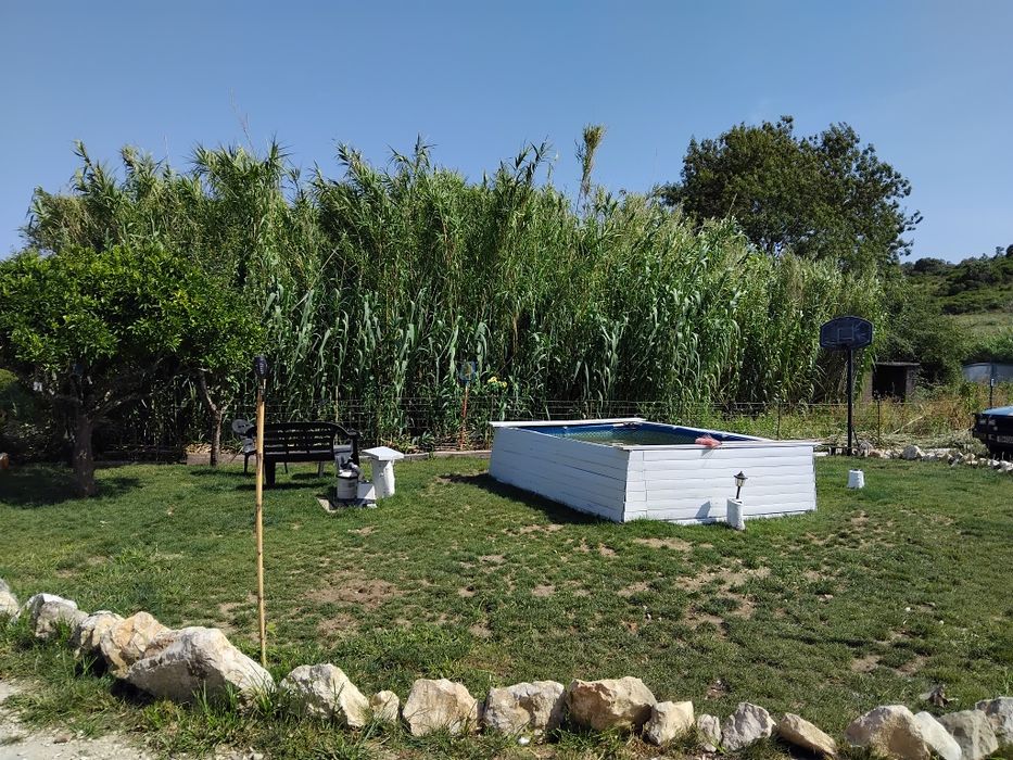 Terreno com moradia em construcao nova