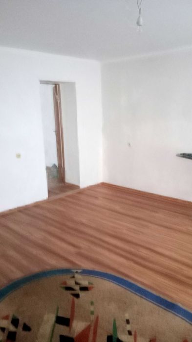 Велика трикімнатна квартира район Сільхозтехніка