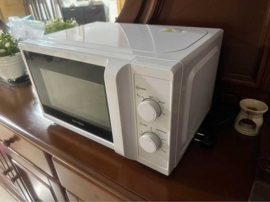 MICRO-ONDAS – A FUNCIONAR