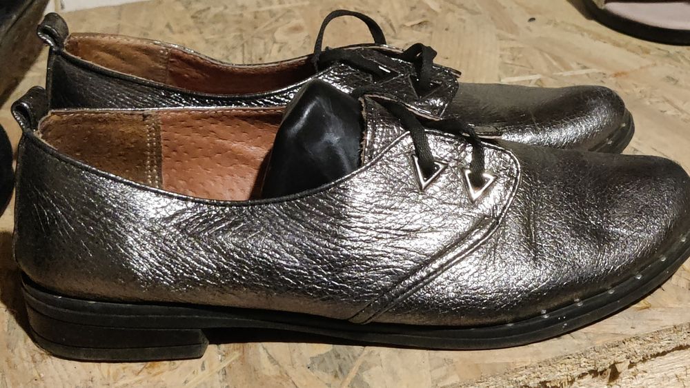 Жіночі шкіряне взуття