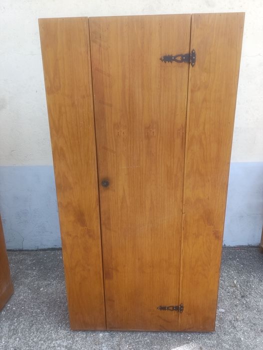 Armário antigo em Madeira