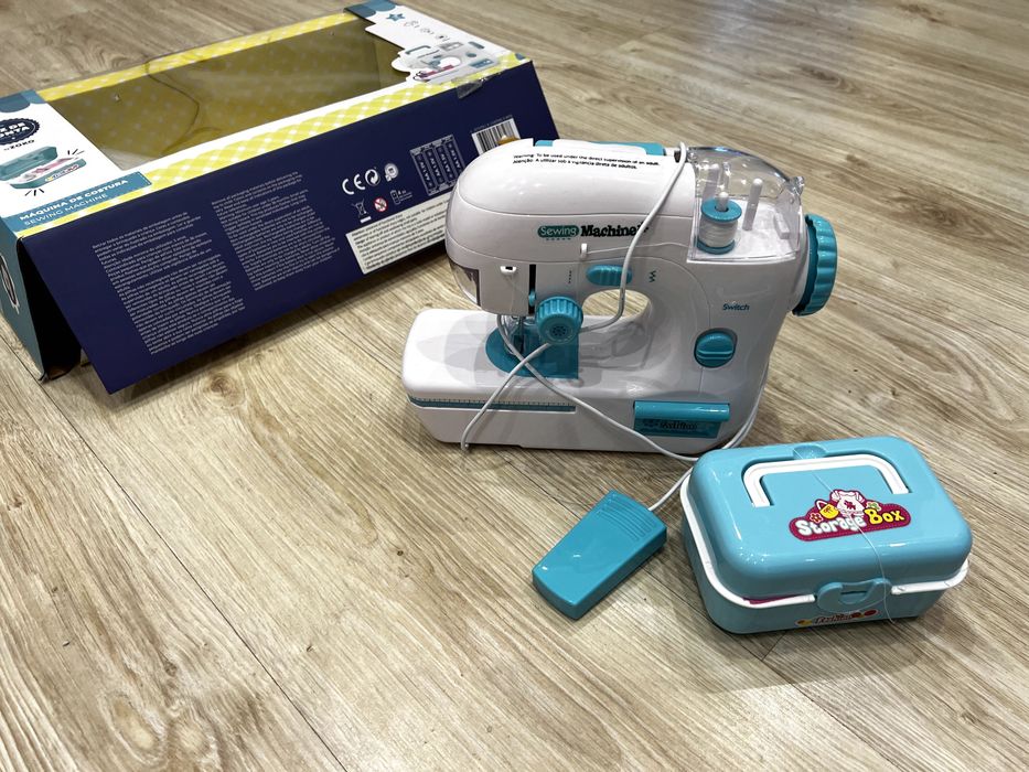 Maquina de Costura para Crianças | Sewing Machine by Zoko