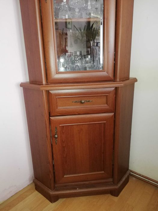 Pilnie sprzedam!!! Witrynę narożną.