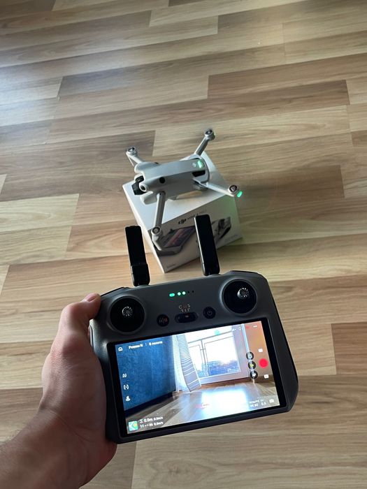 Dron DJI mini 4 pro