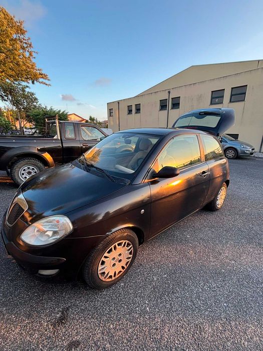 Lancia Ypsilon 1.2 Gasolina | Dezembro de 2003 | 147.744 km