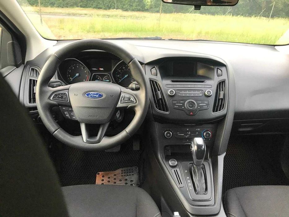 FORD FOCUS  2016 автомат