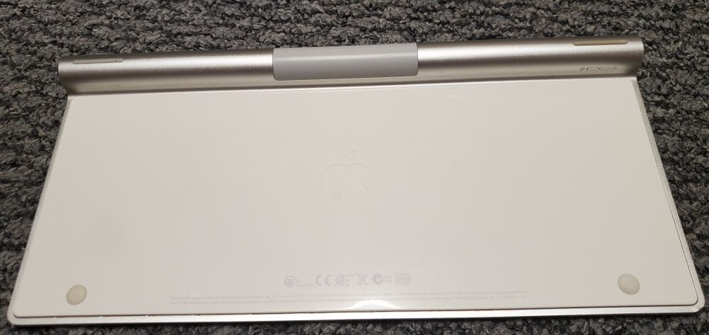 Оригінальна клавіатура Apple Wireless Keyboard (A1314) • Зручна кирилиця • Робоча 100%
