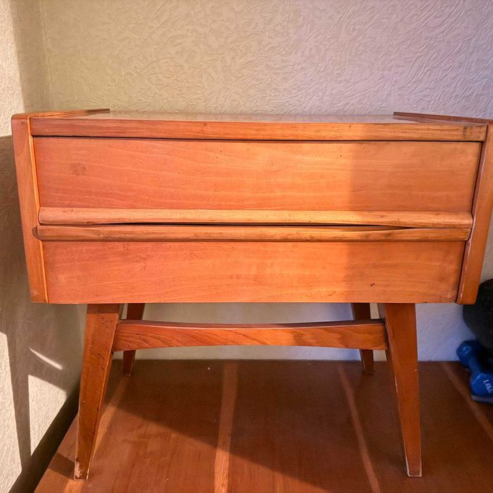 Тумба дерев`яна продаж