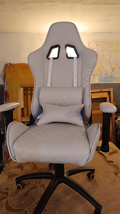 Реставрация.Перетяжка мебели и ремонт мягкой мебели.Кровать.,диван, ст