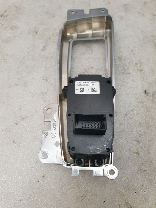 Bmw F10 F11 przełącznik włącznik hamulca ręcznego AUTO HOLD ramka Bmw