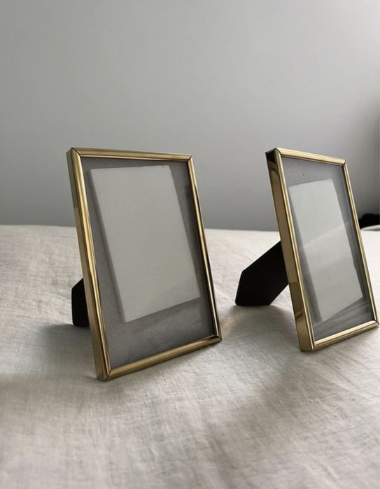 2 Paspatur (passe-partout) / Golden Photo Frame