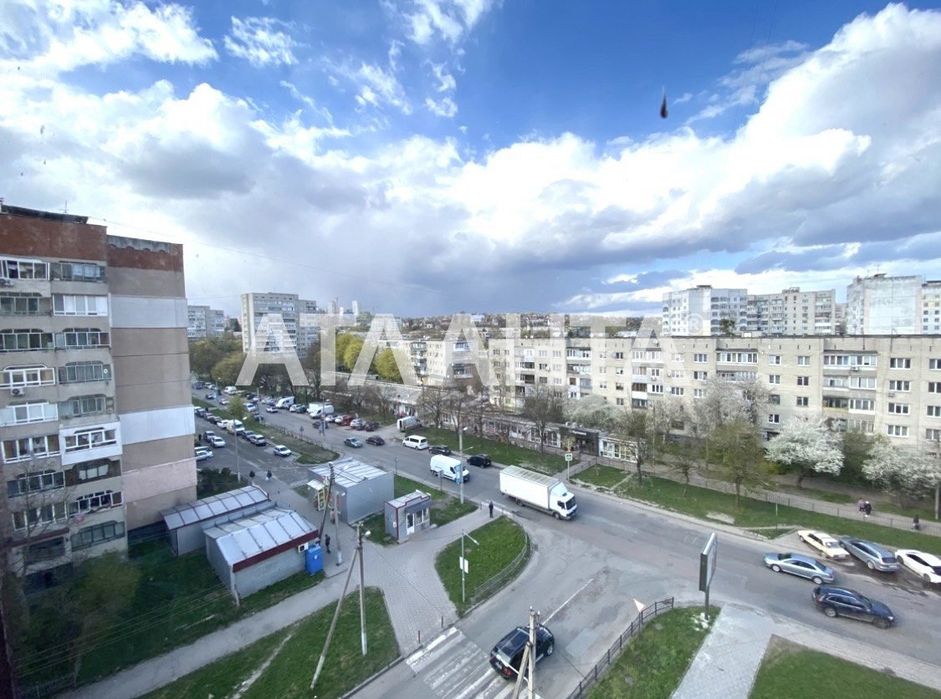 Кімната у двокімнатній квартирі, Шевченківський район