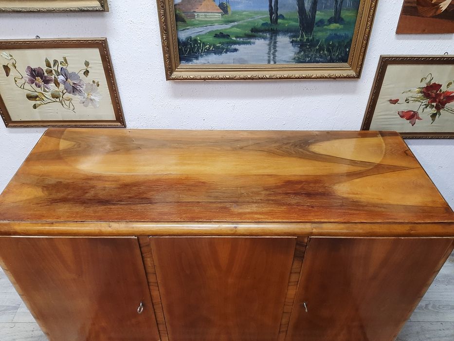 Komoda w stylu art deco