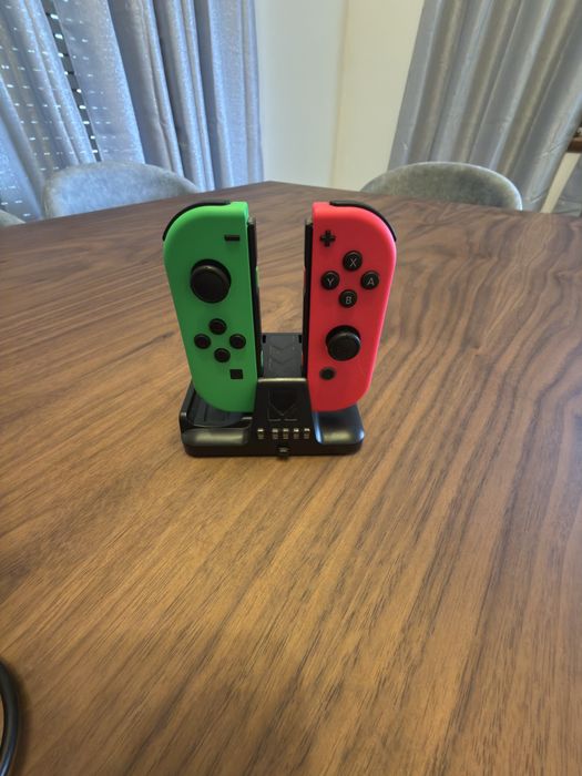 Nintendo Switch OLED (Branca) + Vários Extras – Excelente Estado