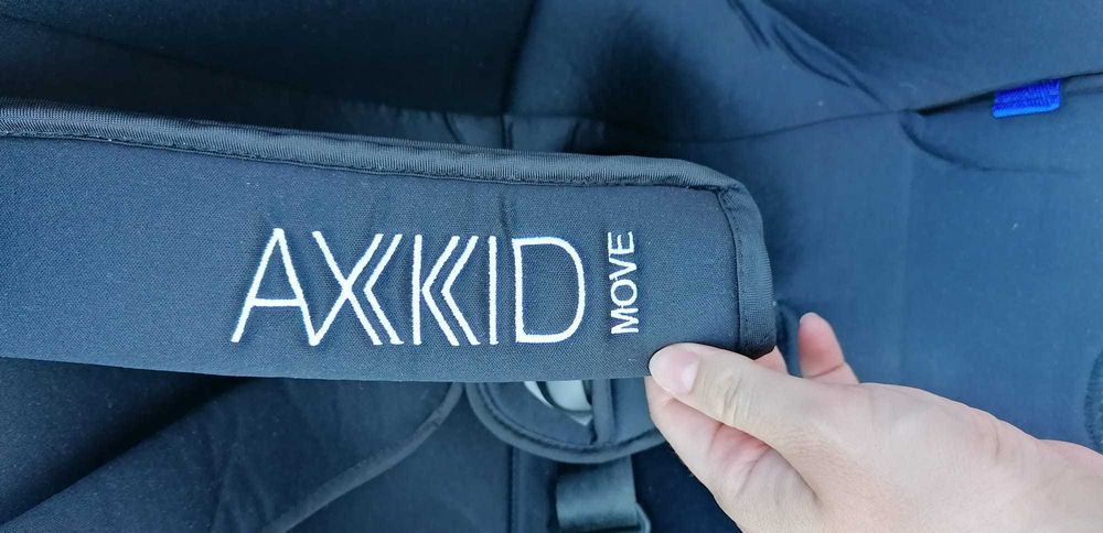 Axkid move - fotelik dziecięcy 15-25 kg.