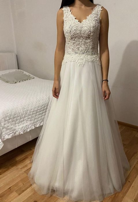 Śliczna Suknia ślubna