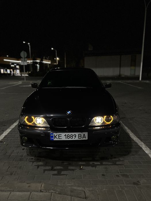 Кресты иксы в фары BMW e39 в дальний фары бмв е39 рест и дорест