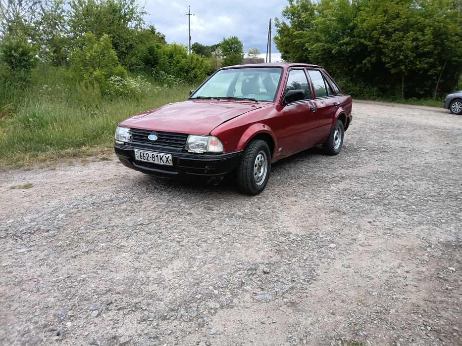 Продам Ford Escort