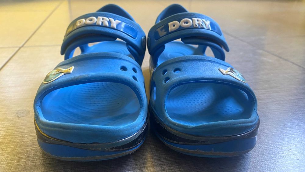 Дитячі сандалі Crocs Sandals Nemo DORY, синього кольору, розмір C13!