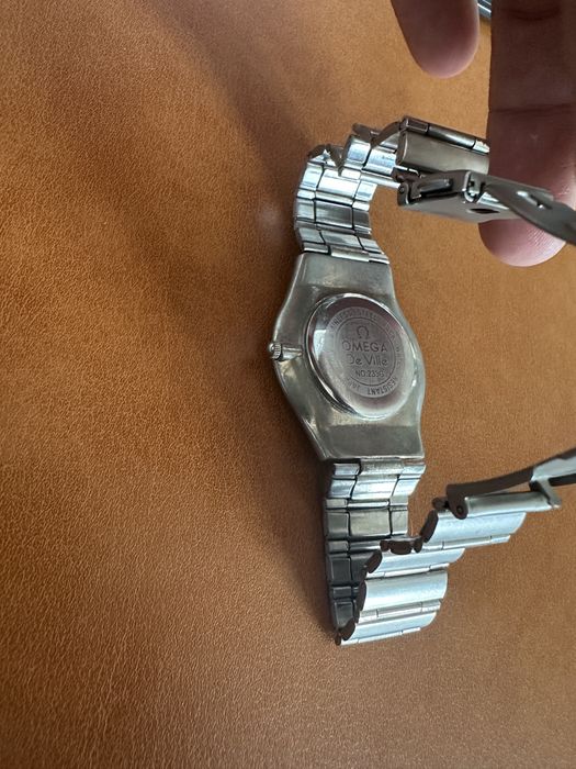 Zegarek męski dekoracyjny w stylu De Ville, metal
