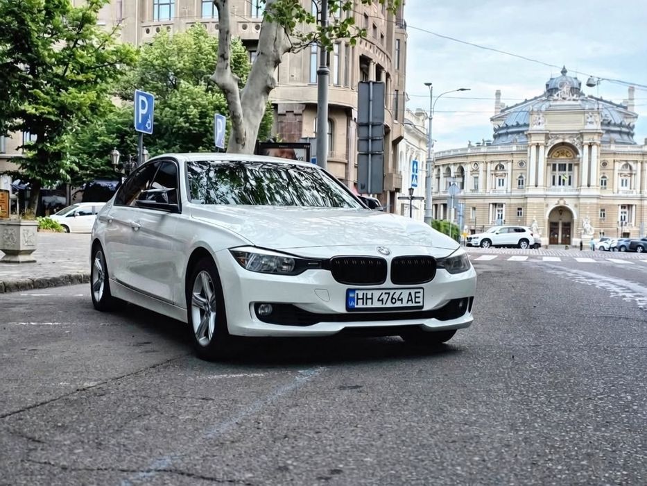 Продам BMW 328i F30