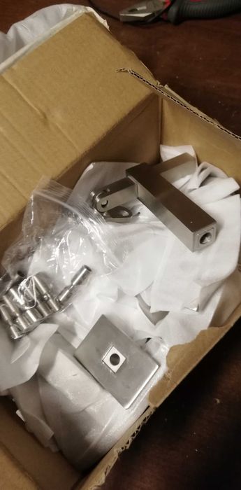 Wspornik, uchwyt, podpora poręczy - regulowany