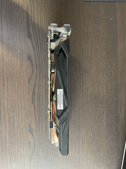 Placa Gráfica ASRock Radeon RX 580 8GB OC - Muito Bem Estimada