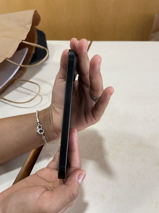 iPhone 15, 256 GB, Semi-New64738536661377121