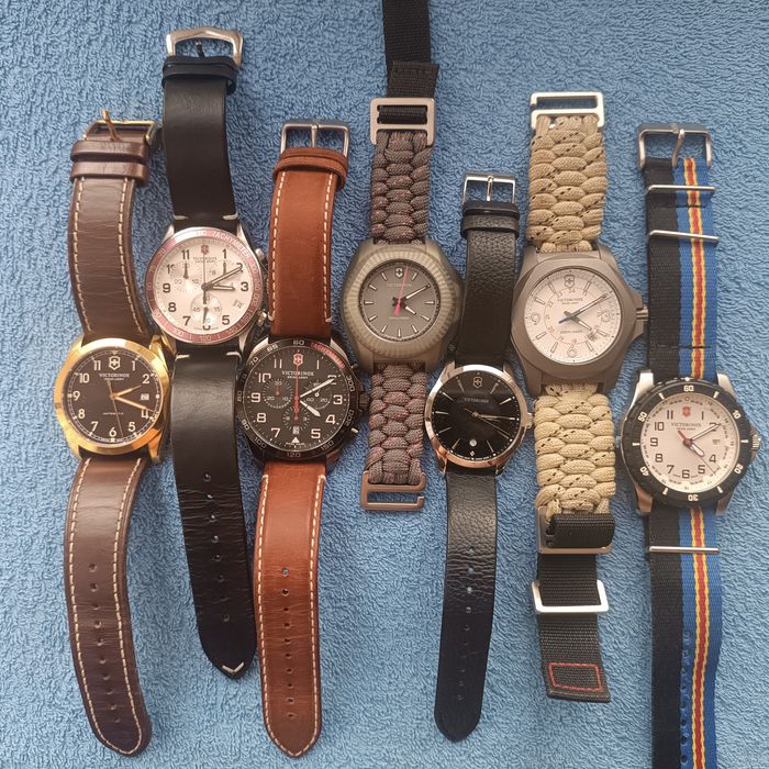 Часы  Victorinox