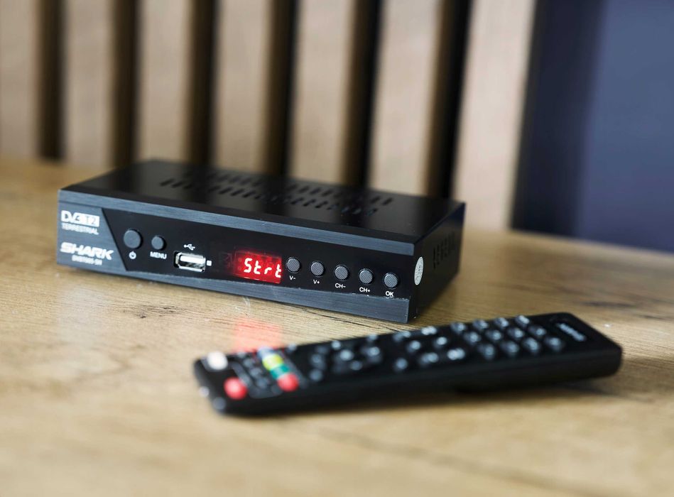 Tuner Dekoder DVB-T2 DVB-C TV Naziemnej Kablowej HEVC HDMI USB