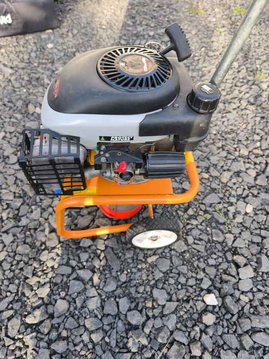 Agregat prądotwórczy Generac VT2750 2,2 kW 2200 W Tecumseh Centura DX 55 generator