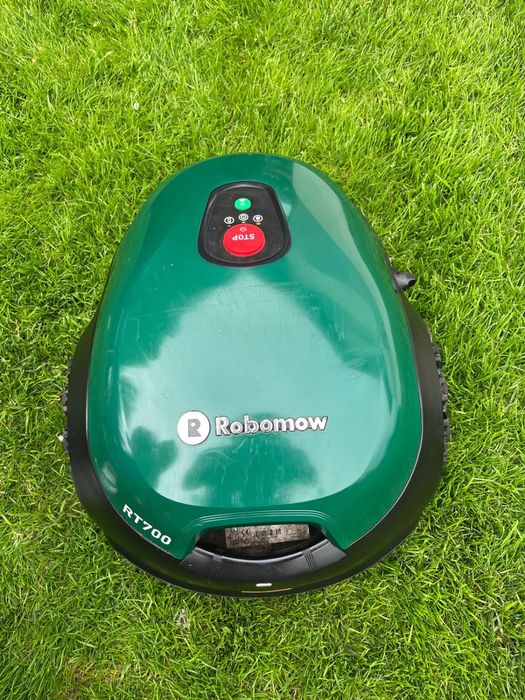 Robot koszący Robomow RT700 kosiarka