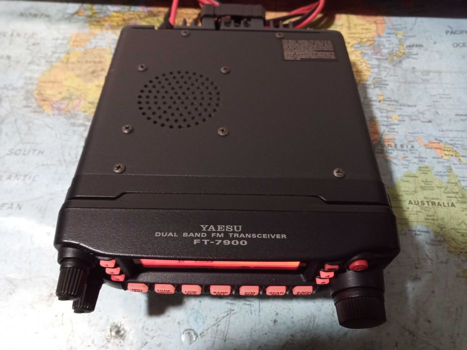 Rádio Yaesu FT 7900R