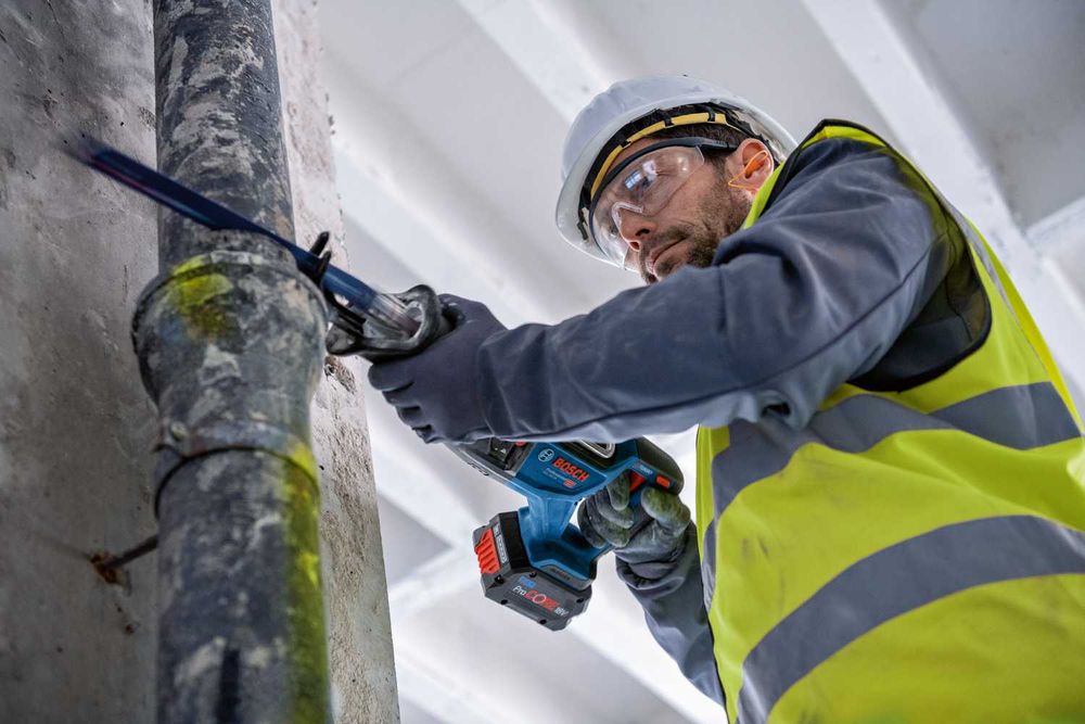 Аккумуляторная сабельная пила Bosch GSA 185-LI, SOLO (06016C0020)