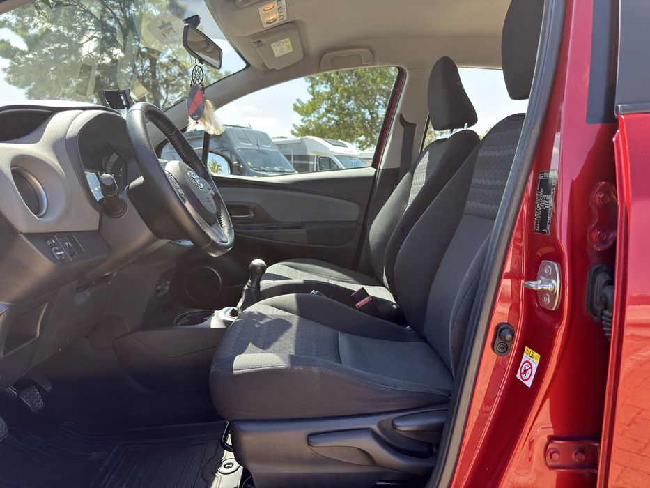 Toyota Yaris 2016 1.0 Gasolina de corrente 117,000km nacional so de um dono aceito retoma troca