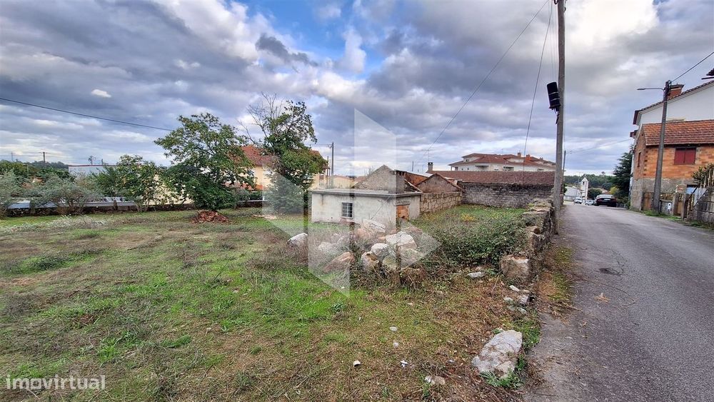 Moradia Devoluta T0 Venda em Molelos,Tondela