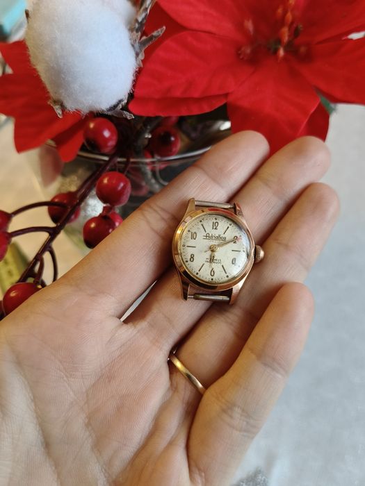 Mały zegarek szwajcarski damski Adriatica Spezial mechaniczny