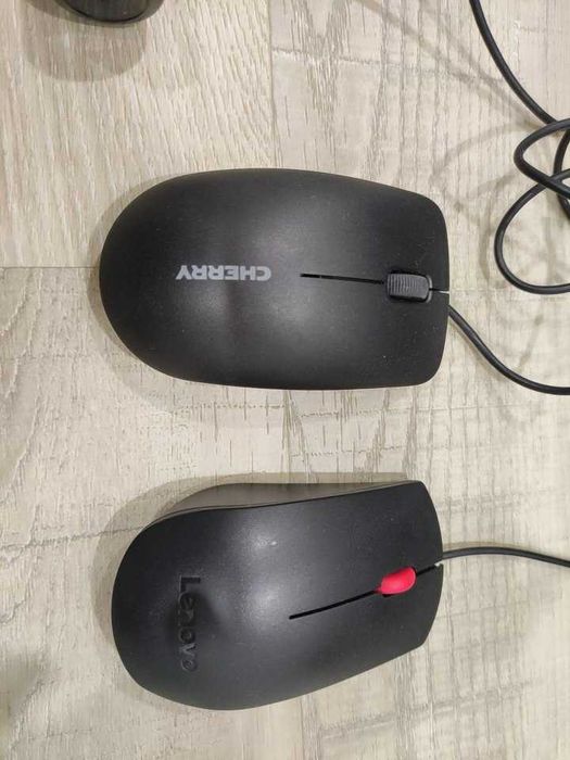 Teclado, ratos, webcam, leitor cartões, phones, USB hub, speaker64284588967298124