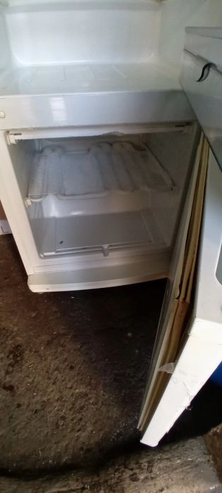 Lodówka na sprzedarz