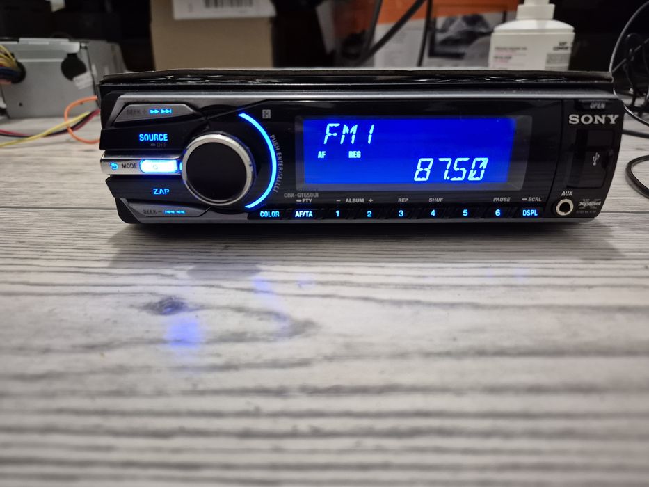 Radio samochodowe SONY 4x52W XPLOD  CD,USB/IPOD/IPHONE,DUAL Aux,Rds