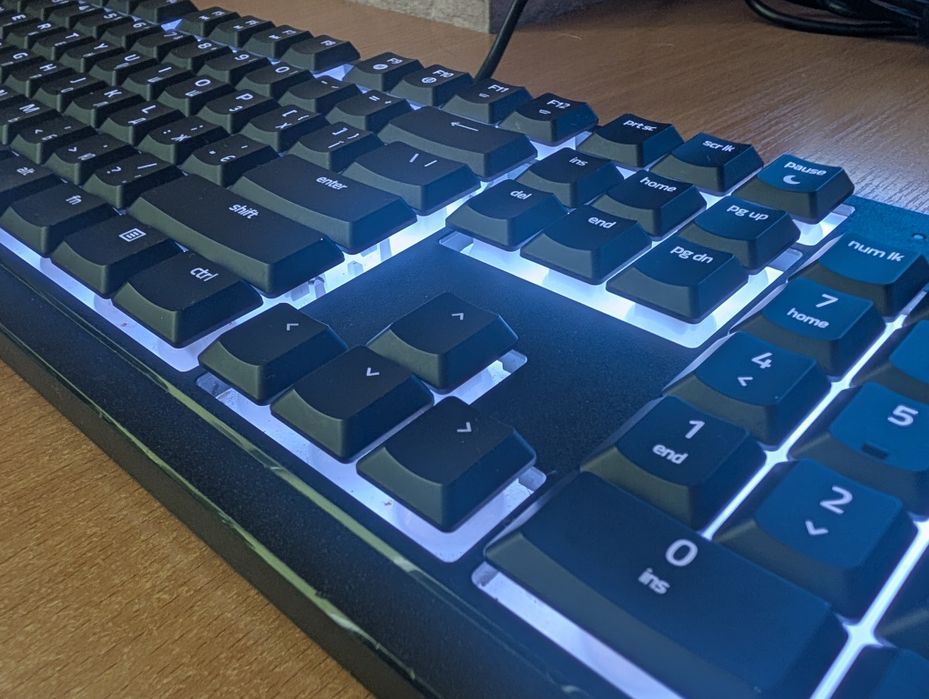 Игровая мембранная клавиатура Razer ornata v3 x ukr