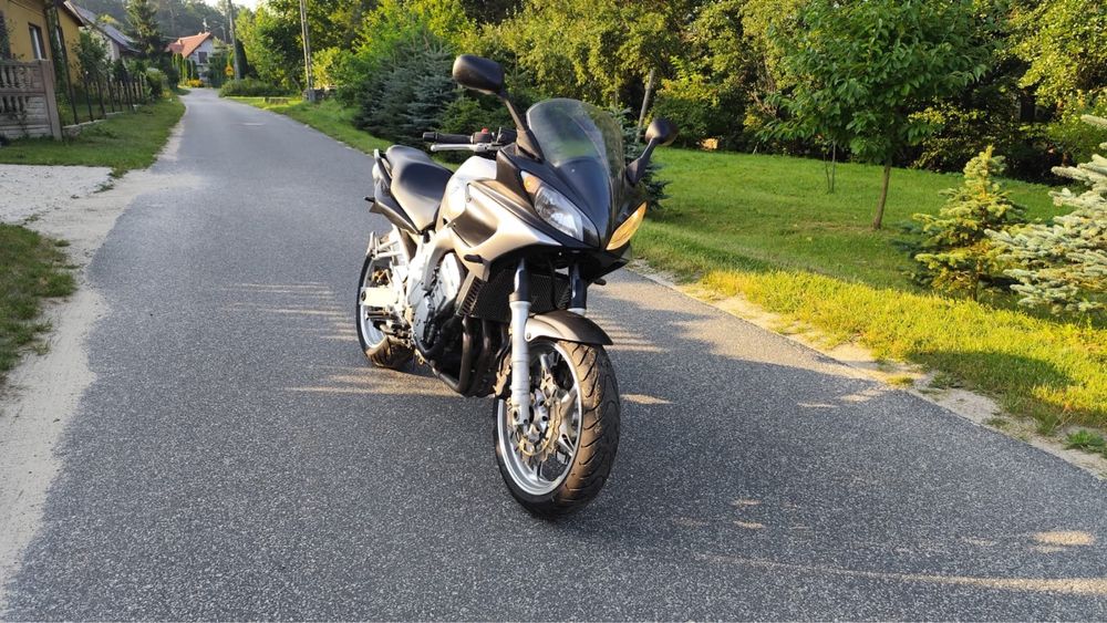 Yamaha FZ6 FAZER