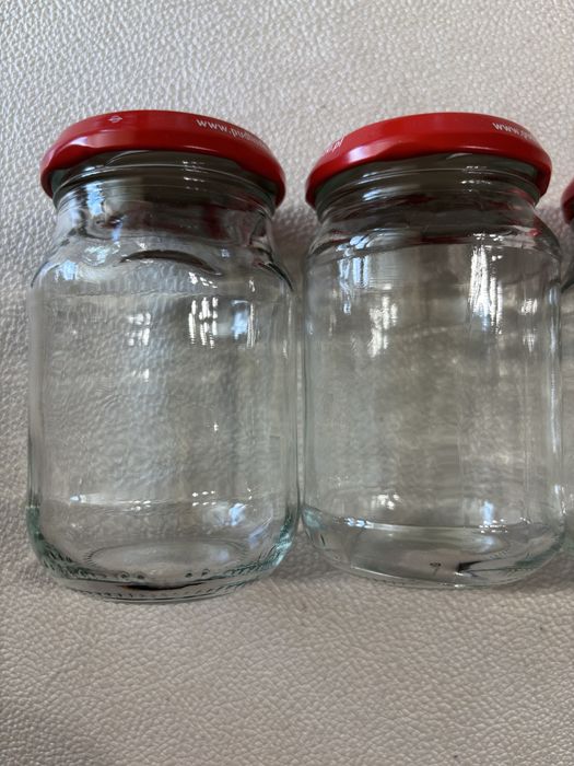 Sloiczki z zakrętkami pojemnosc 190 ml