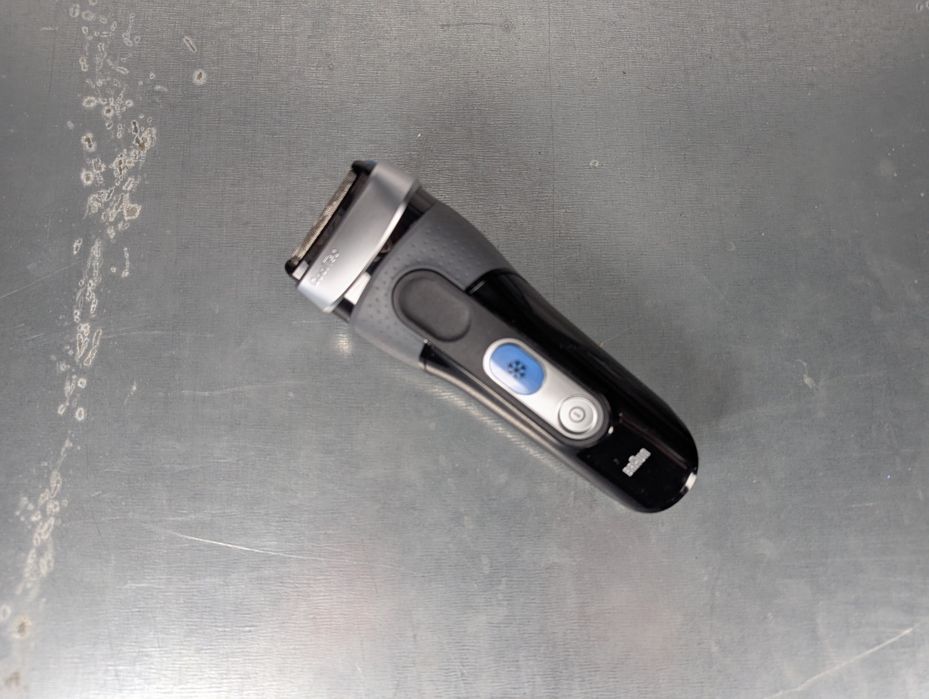 Golarka Braun CoolTec Seria 3 CT6cc nowa męska chłodząca z trymerem