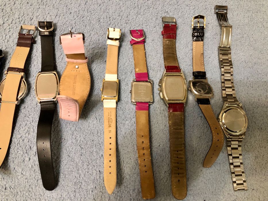 Лот часов. 10 штук.