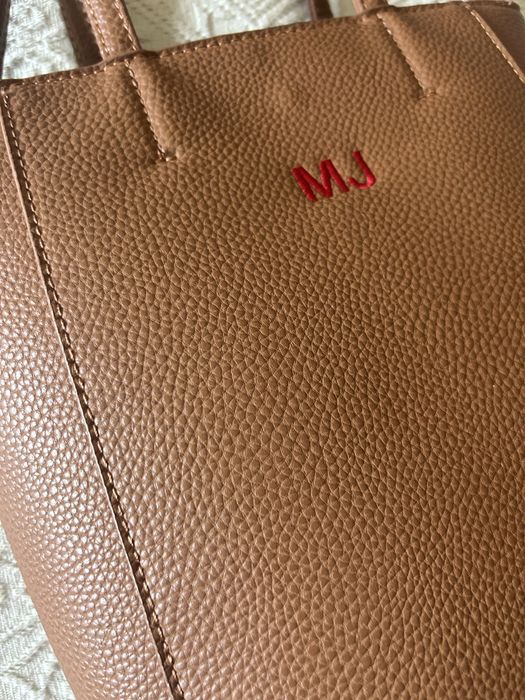 Mala Camel com inicias MJ
